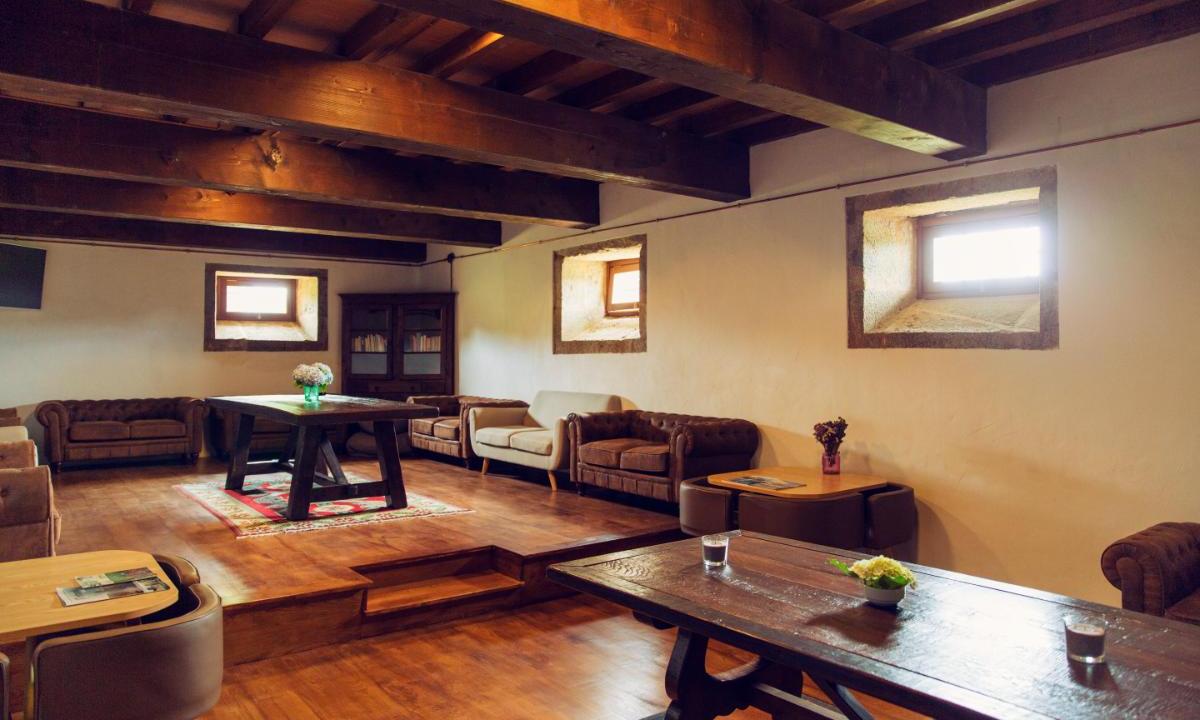 None Monasterio de Moraime A Coruña None Monasterio de Moraime A Coruña